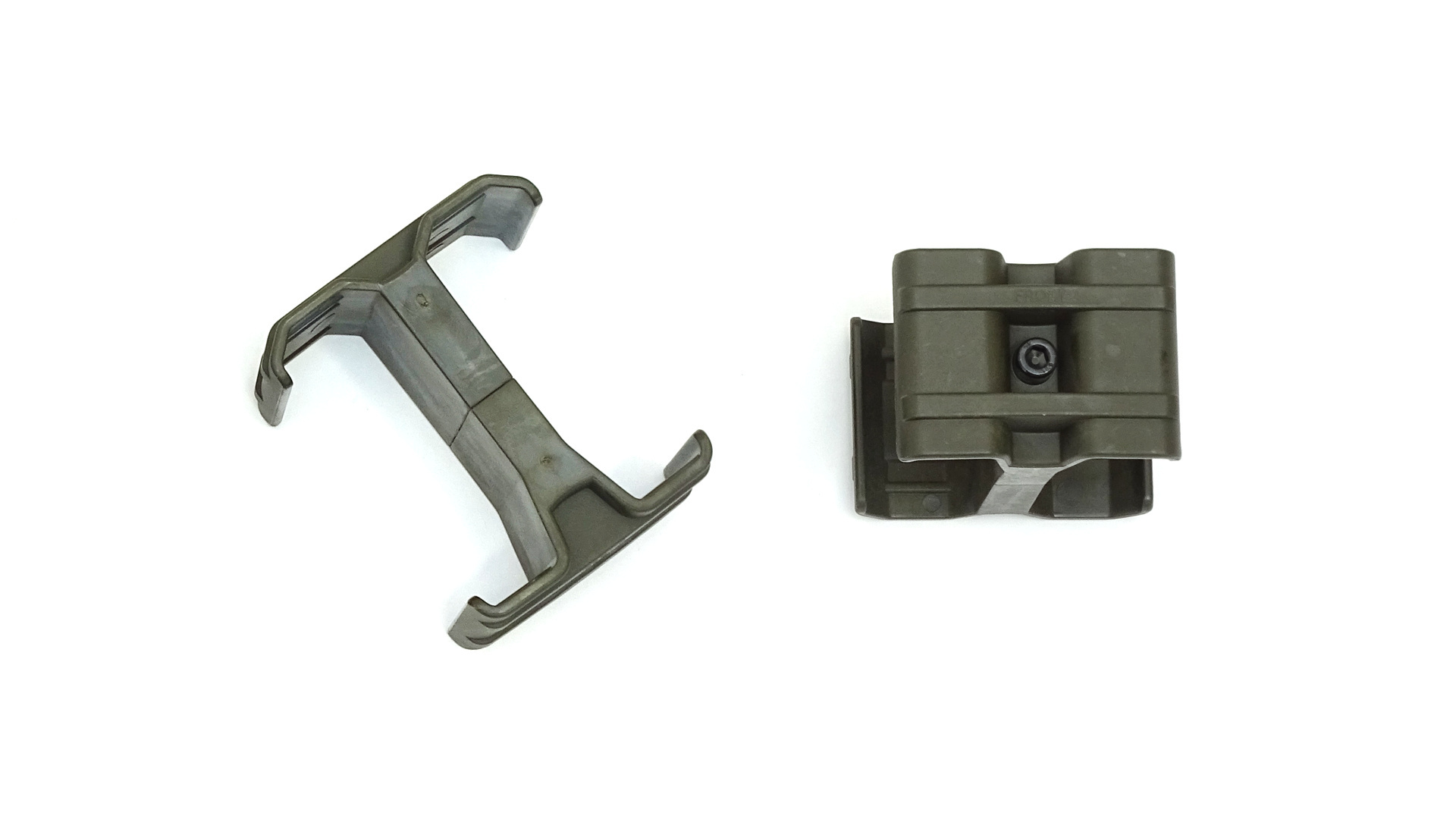 Oberland Arms Magazin-Koppler, oliv